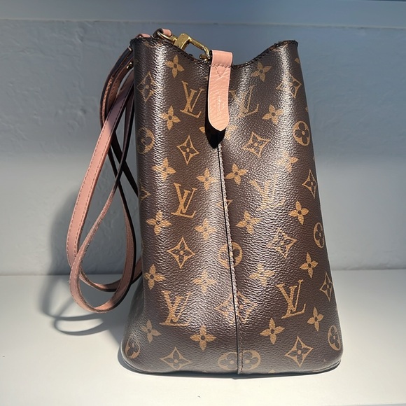 Authentic Louis Vuitton Neo noe Rose and monogram - Picture 11 of 14